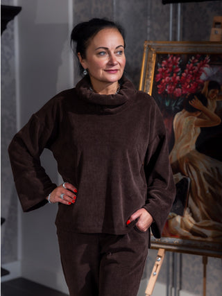Erivärvi Velvet kostüüm