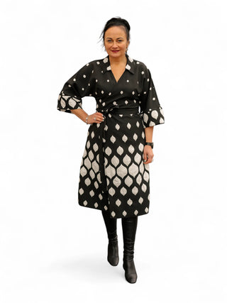 Must-valge hõlmik kleit #1056