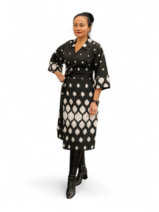 Must-valge hõlmik kleit #1056