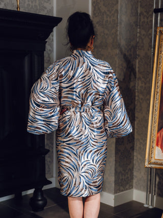 Royal kimono