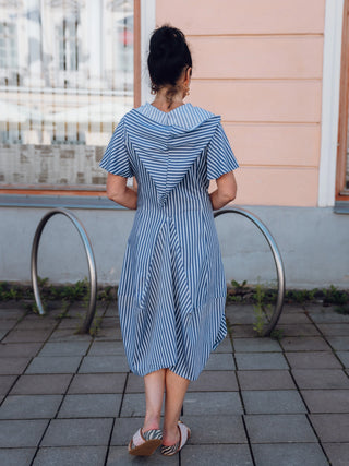 Triibuline Greta kleit