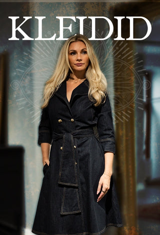 naine teksa kostüümis